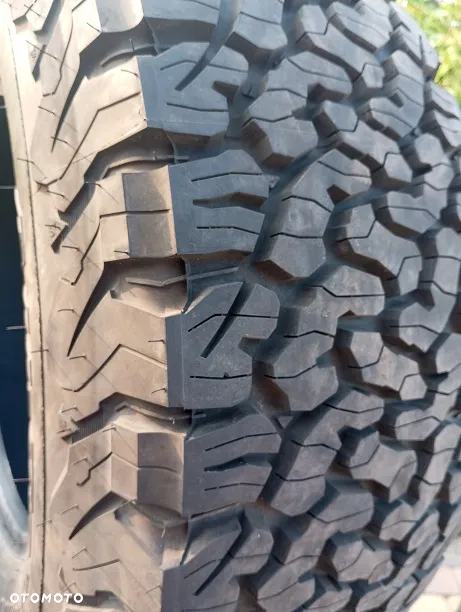 4x opona BFGoodrich All-Terrain T/A K02 285/70R17 - 9