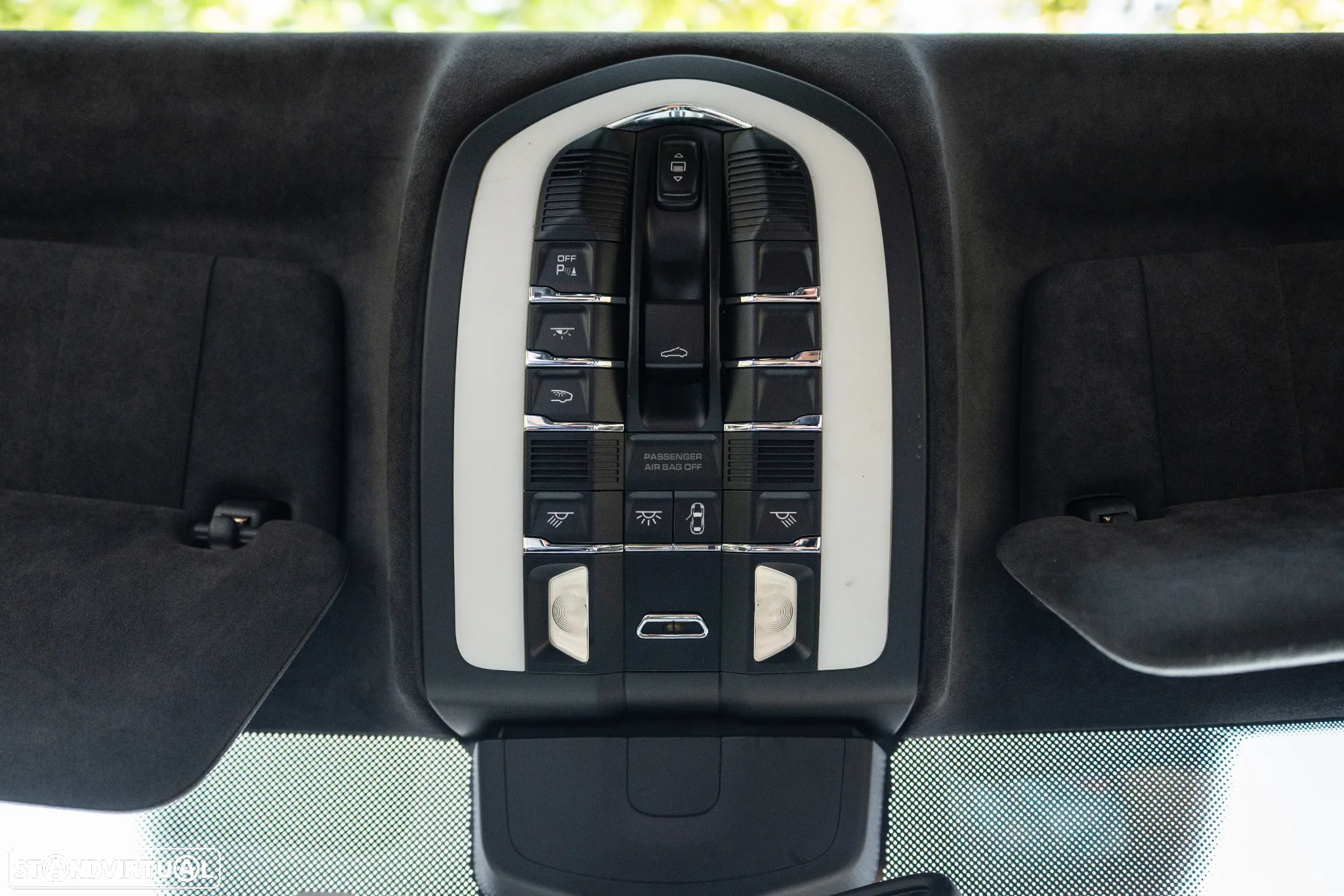 Porsche Cayenne Turbo - 41