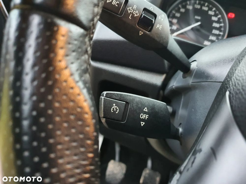 BMW Seria 1 120d Limited Edition Lifestyle mit M Sportpaket - 27