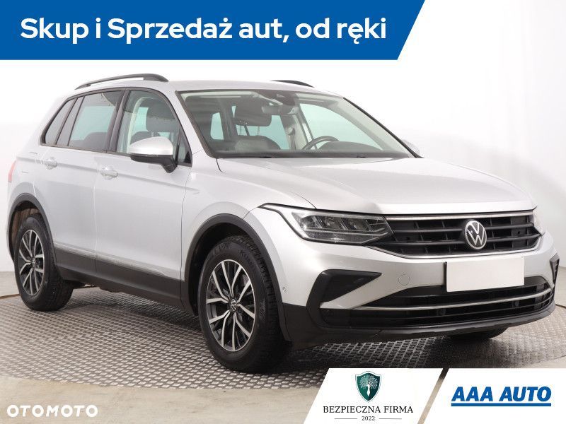 Volkswagen Tiguan - 3