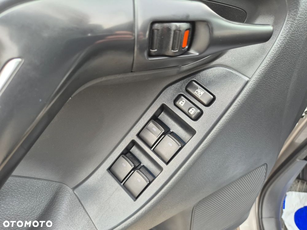 Toyota Verso 1.6 D-4D Prestige - 33