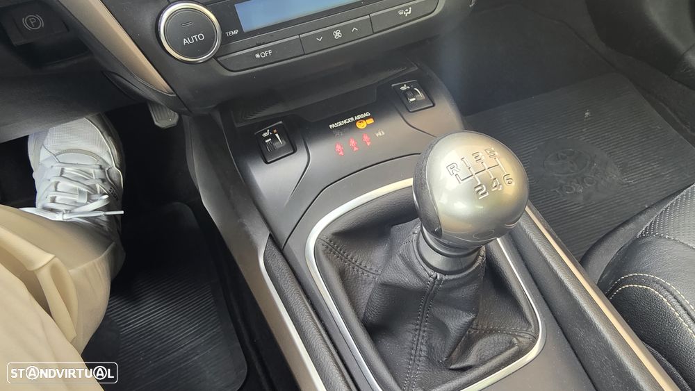 Toyota Avensis SW 2.0 D-4D Luxury+GPS - 28