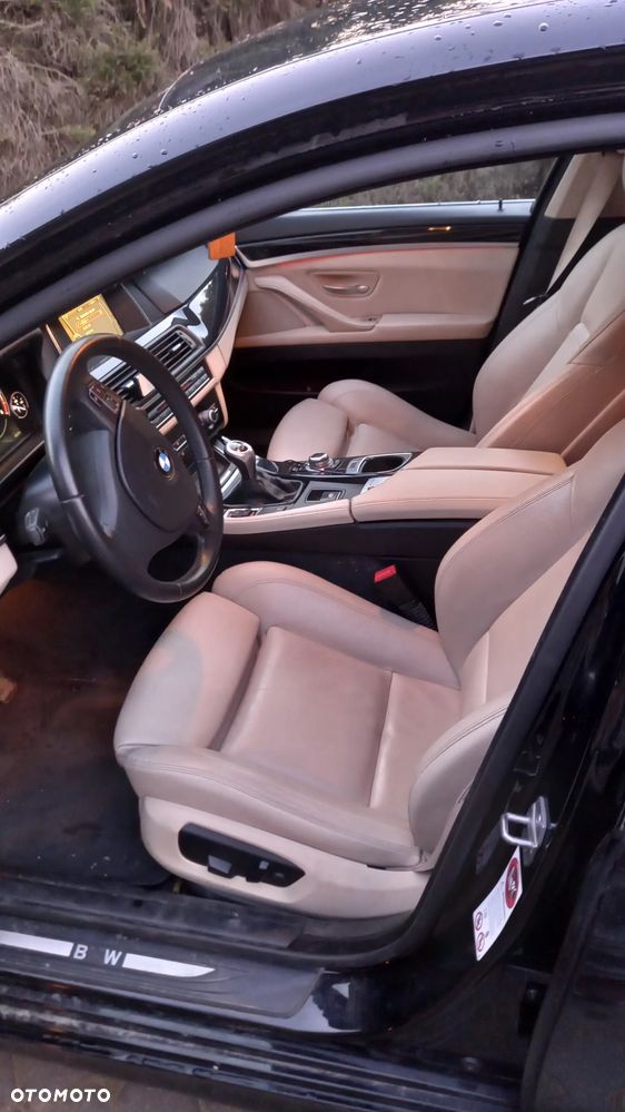 BMW Seria 5 518d - 16