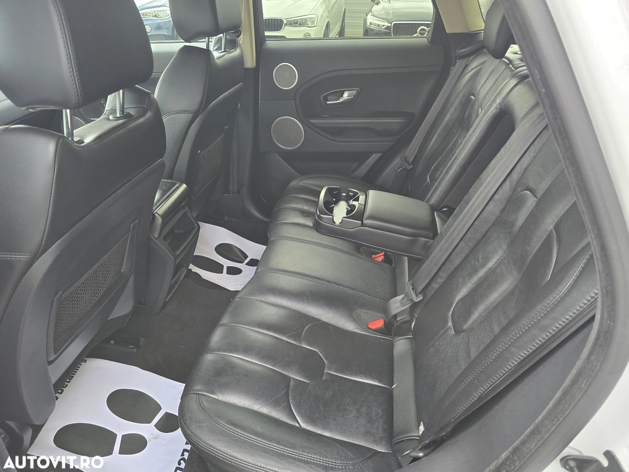 Land Rover Range Rover Evoque - 8