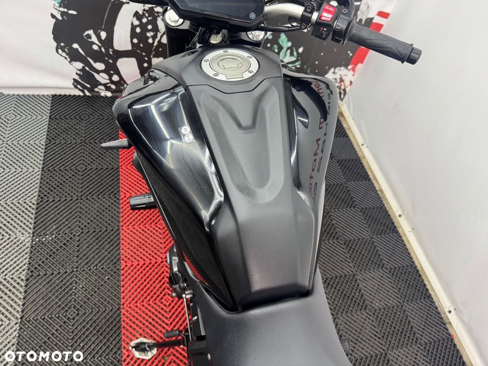 Yamaha MT - 22
