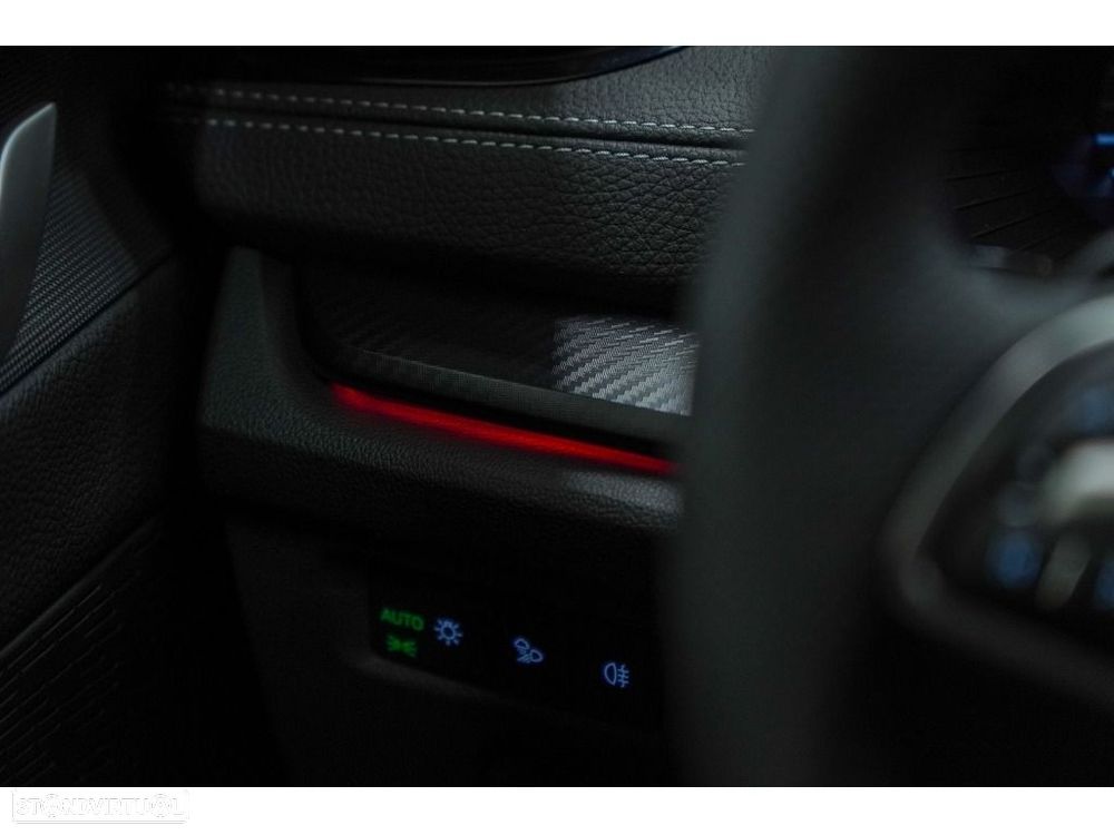 Skoda Octavia Break 2.0 TDI Sportline DSG - 32