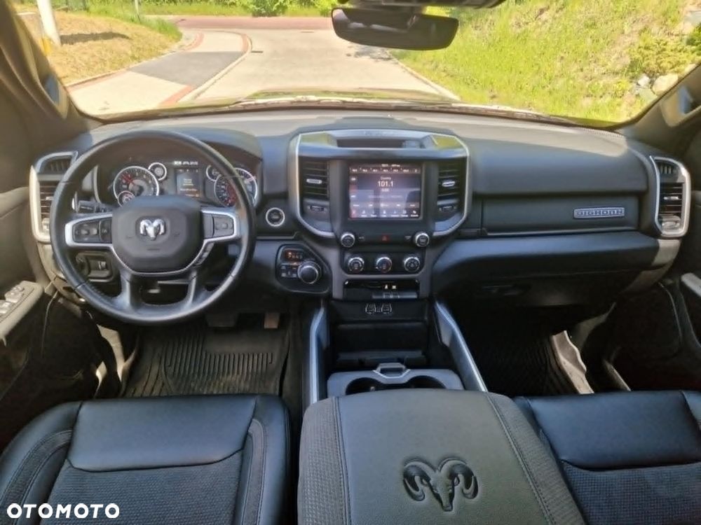 RAM 1500 5.7 Quad Cab Laramie - 11