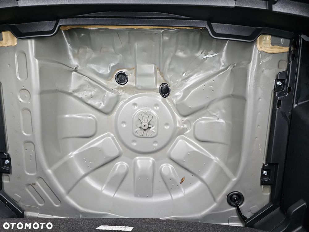 Toyota Yaris Cross Hybrid 1.5 Comfort - 26