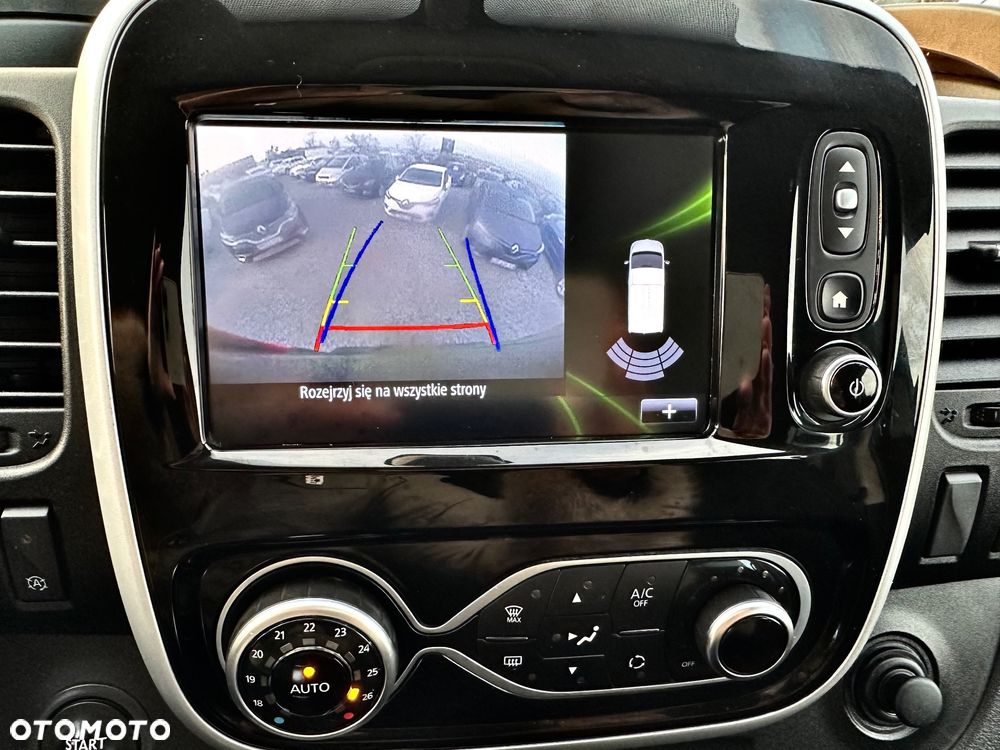 Renault Trafic Grand 2.0 dCi EDC - 28