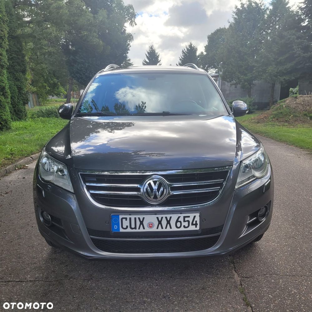 Volkswagen Tiguan - 9