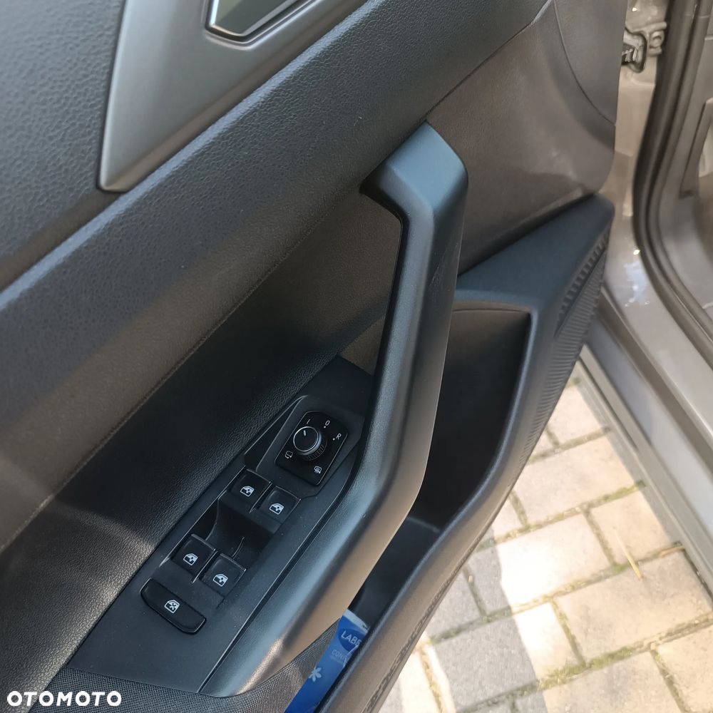 Volkswagen Polo - 21