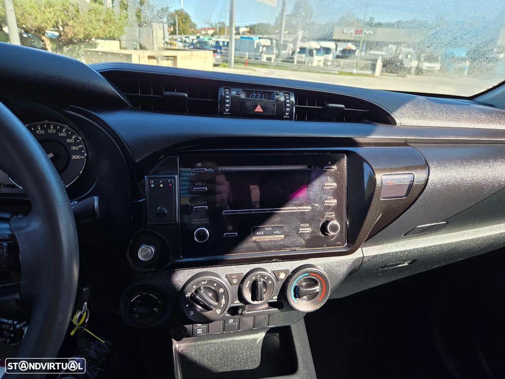 Toyota Hilux 4x4 2l - 14