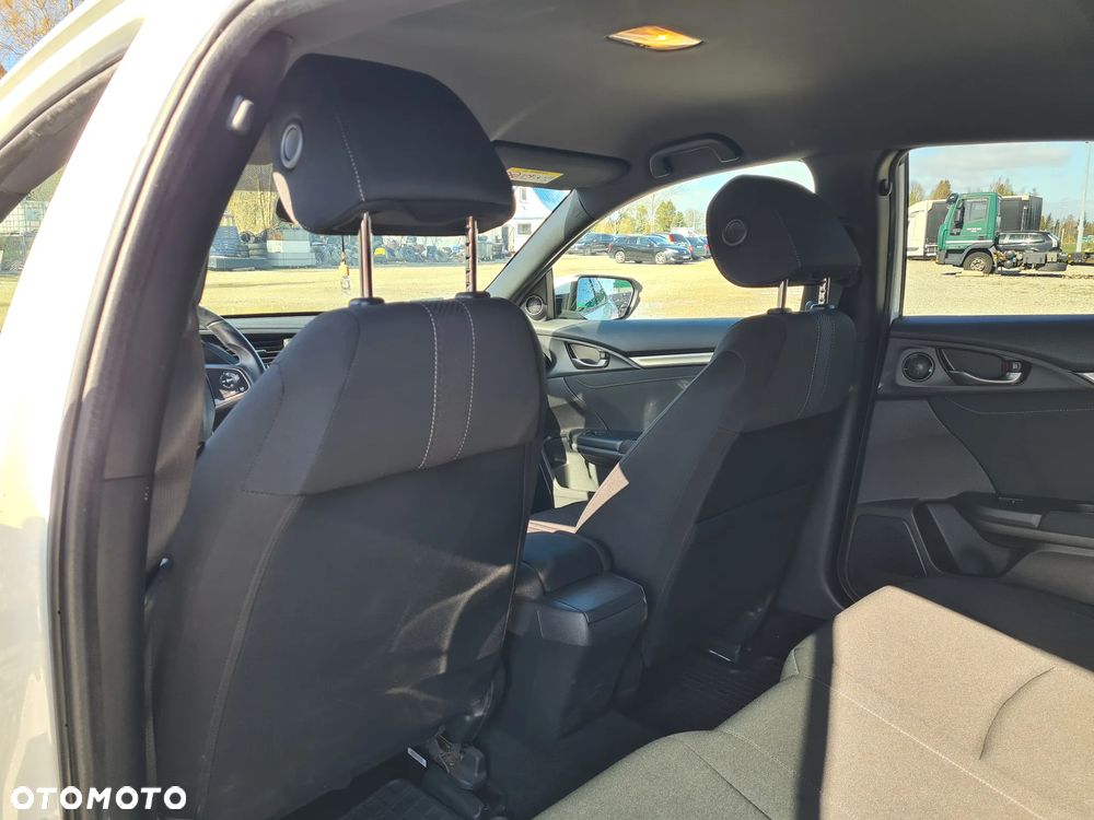 Honda Civic 1.0 T Comfort Sport Line - 19