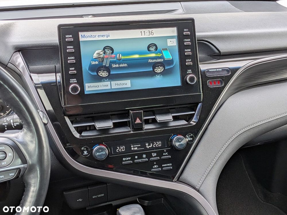 Toyota Camry 2.5 Hybrid Executive CVT - 29