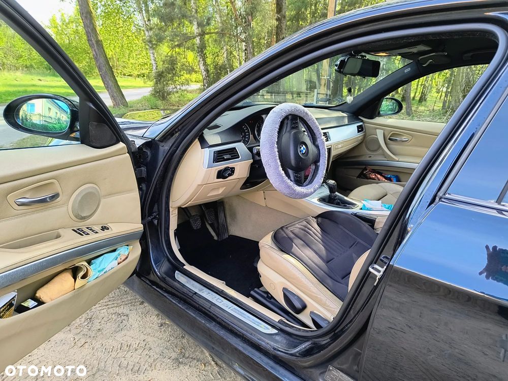 BMW Seria 3 - 24