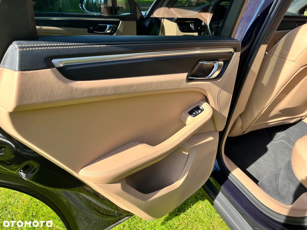 Porsche Macan Standard - 32