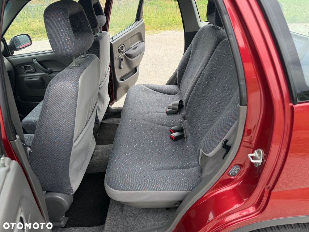 Suzuki Ignis - 25