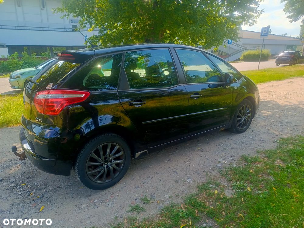 Citroën C4 Picasso 2.0 16V Exclusive - 4