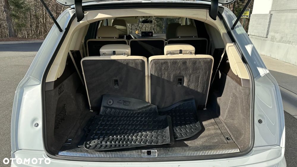 Audi Q7 - 32