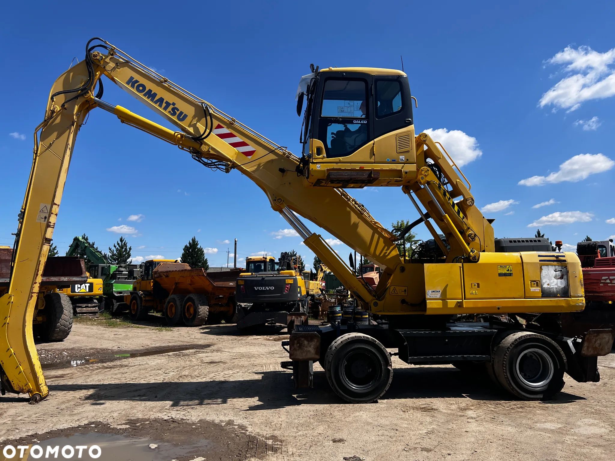 Komatsu PW220MH-7K - 1