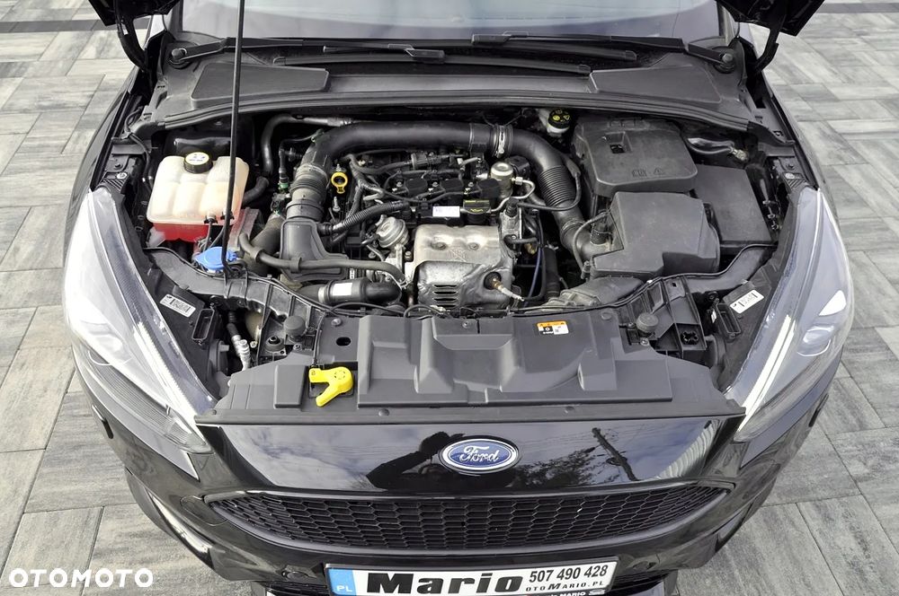 Ford Focus 1.0 EcoBoost Start-Stopp-System ST-LINE STYLE - 31