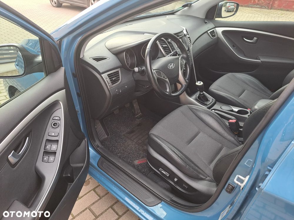 Hyundai i30 i30cw 1.6 CRDi Intro Edition - 7