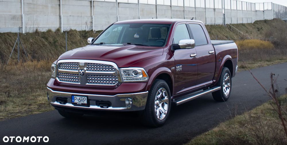 RAM 1500 5.7 Crew Cab Laramie - 2