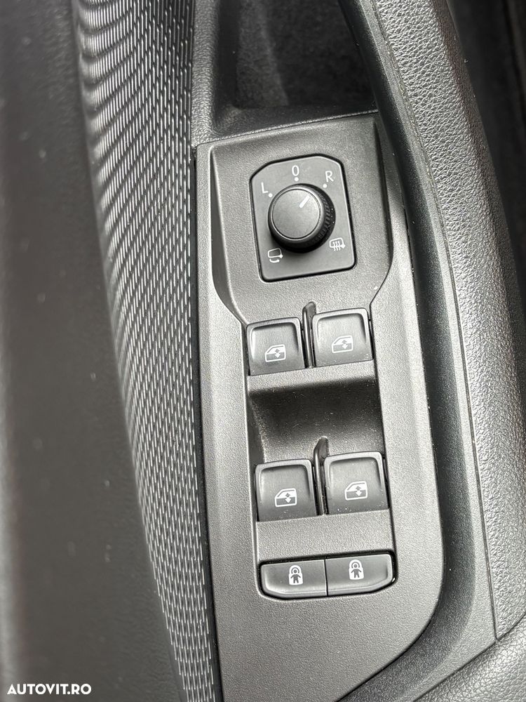 Skoda Octavia 2.0 TDI DSG Style - 28