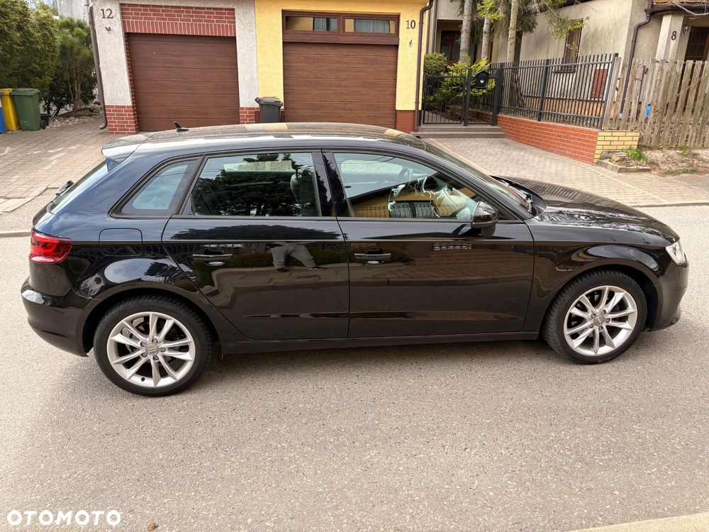 Audi A3 Sportback - 5