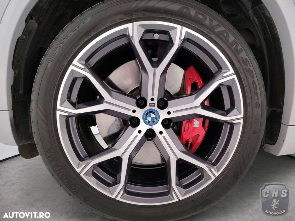 BMW X5 xDrive50e - 12