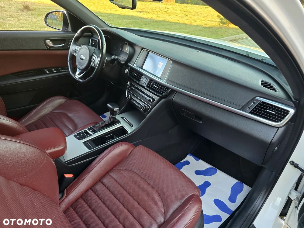 Kia Optima 2.0 T-GDI GT - 31