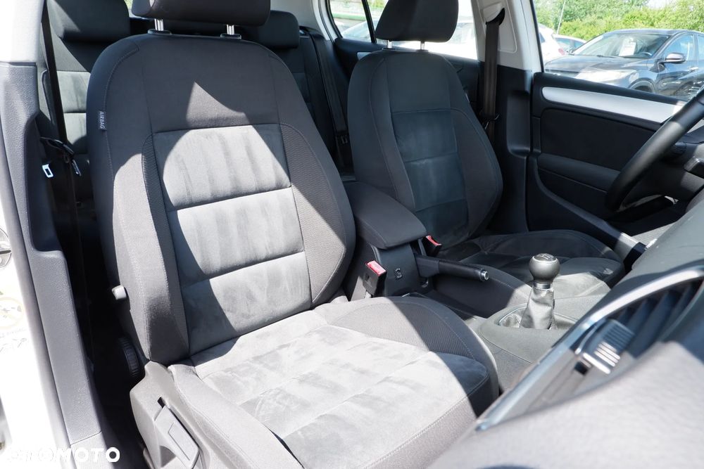 Volkswagen Golf 1.4 TSI Highline - 9