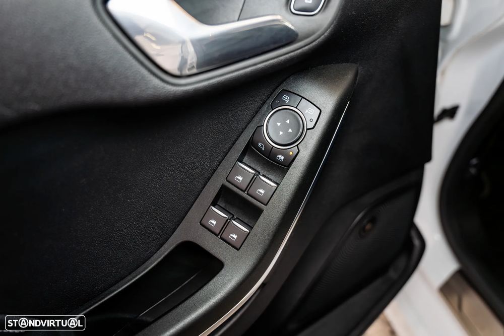 Ford Fiesta 1.5 EcoBoost ST - 17