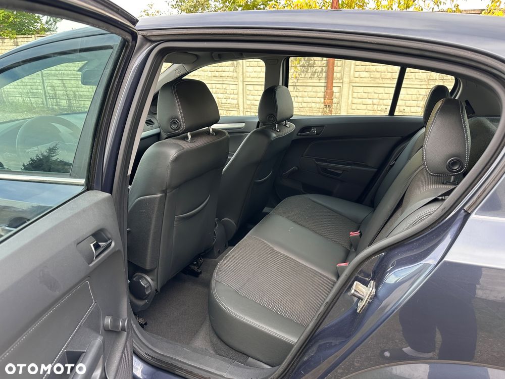 Opel Astra - 12