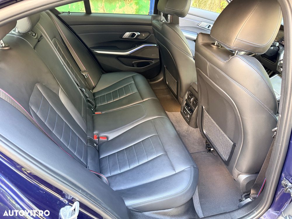 BMW Seria 3 330d Aut. M Sport - 20