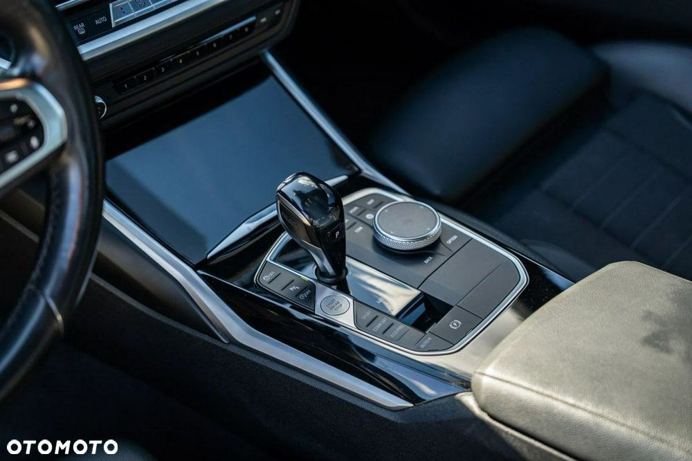 BMW Seria 3 - 21
