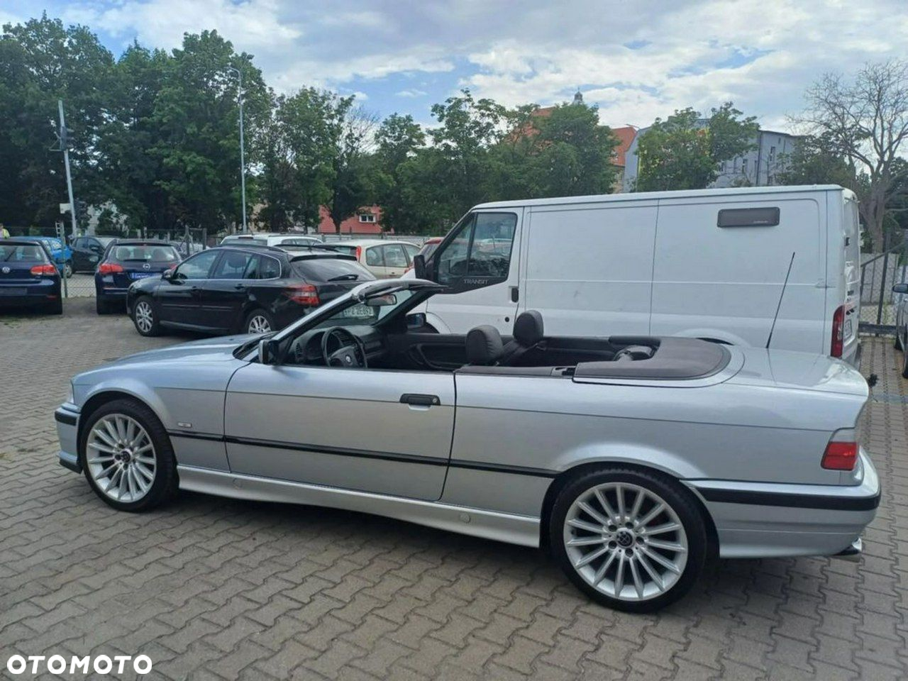 BMW Seria 3 318i Cabriolet - 5
