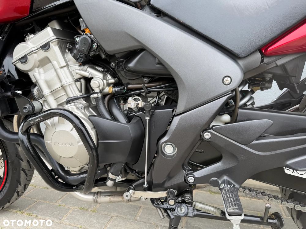 Honda CBF - 32