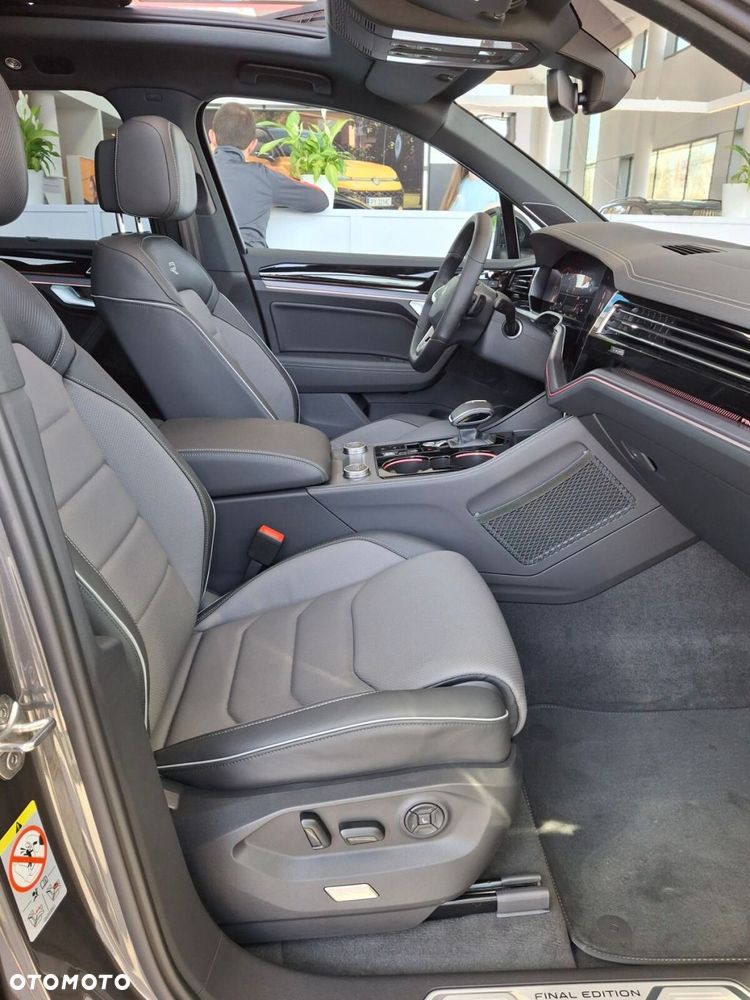 Volkswagen Touareg 3.0 V6 TDI 4Motion R-Line Final Edition - 22