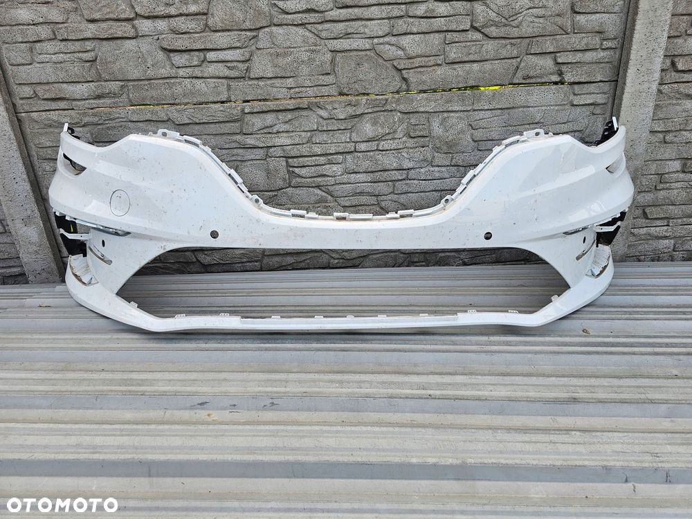 RENAULT MEGANE IV 4 lift ZDERZAK PRZOD - 1