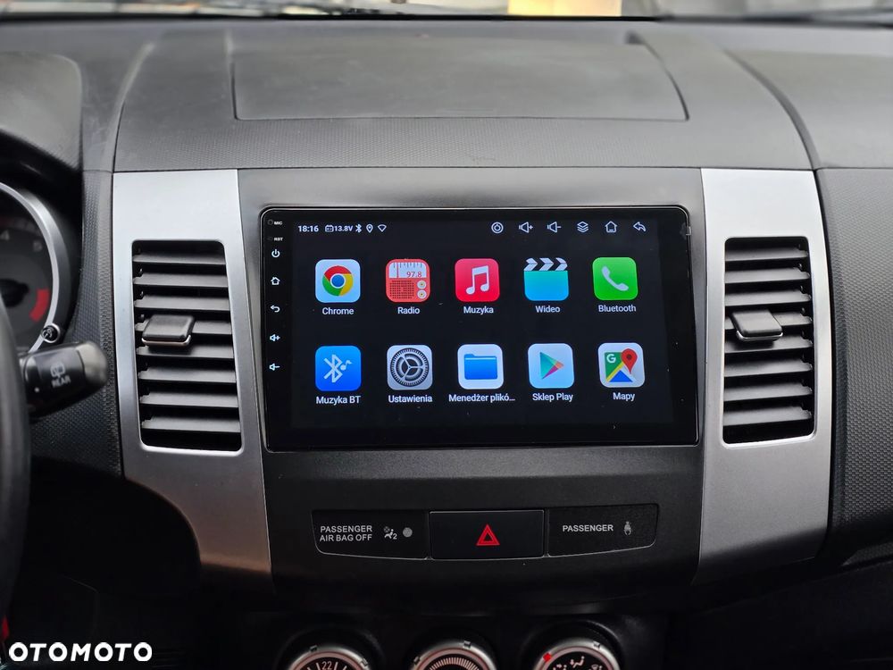 Mitsubishi Outlander - 23