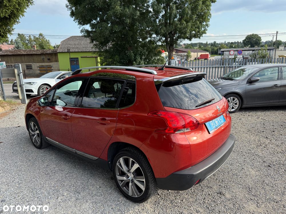 Peugeot 2008 1.6 e-HDi Allure S&S - 34