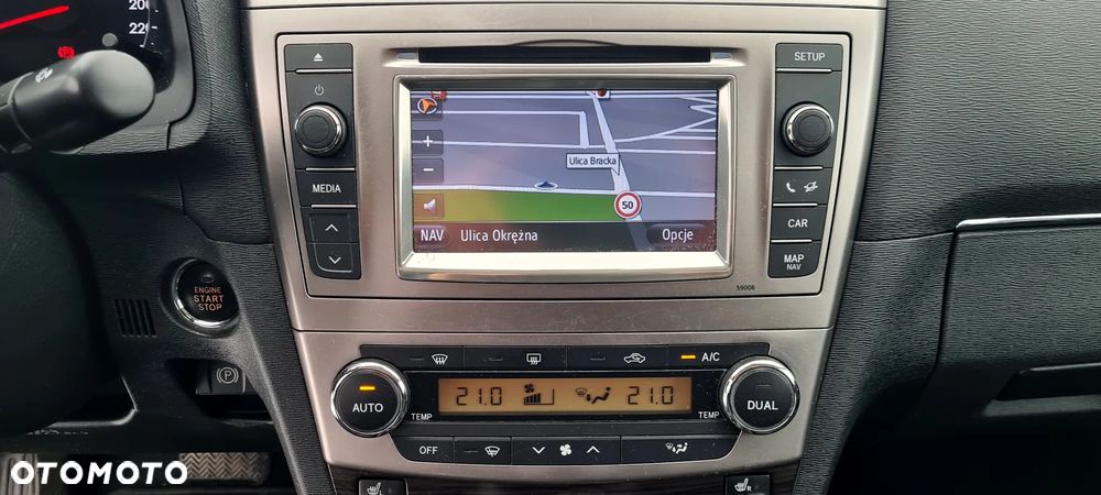 Toyota Avensis 1.8 Multidrive S Executive - 16