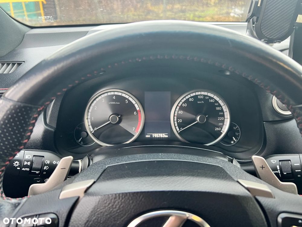 Lexus NX 200t F Sport AWD - 8