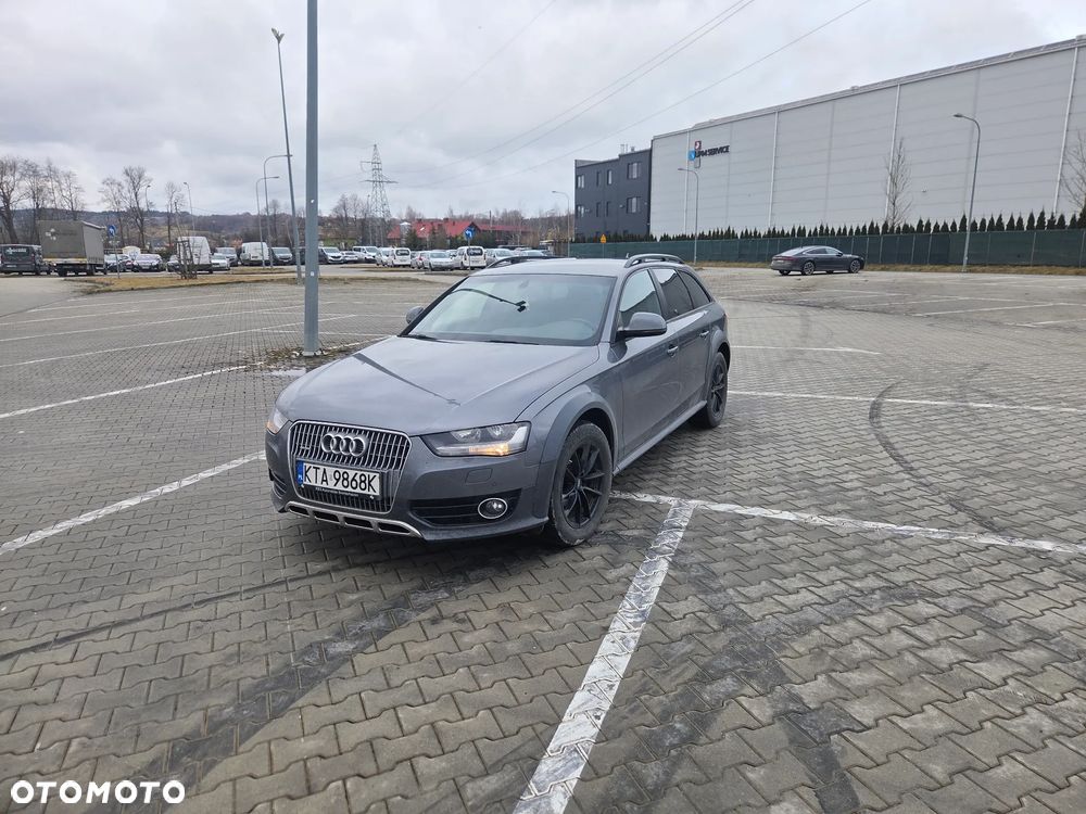 Audi A4 Allroad 2.0 TDI DPF S tronic - 3