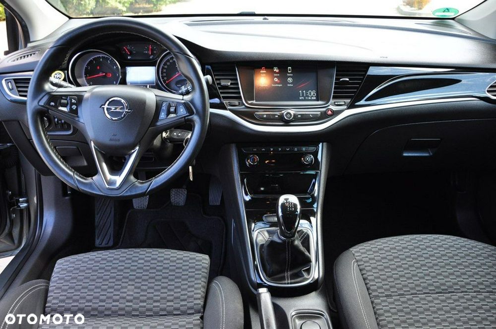 Opel Astra - 26