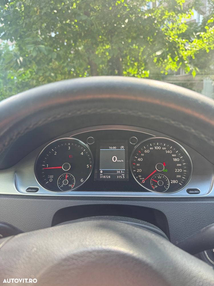 Volkswagen Passat CC - 2