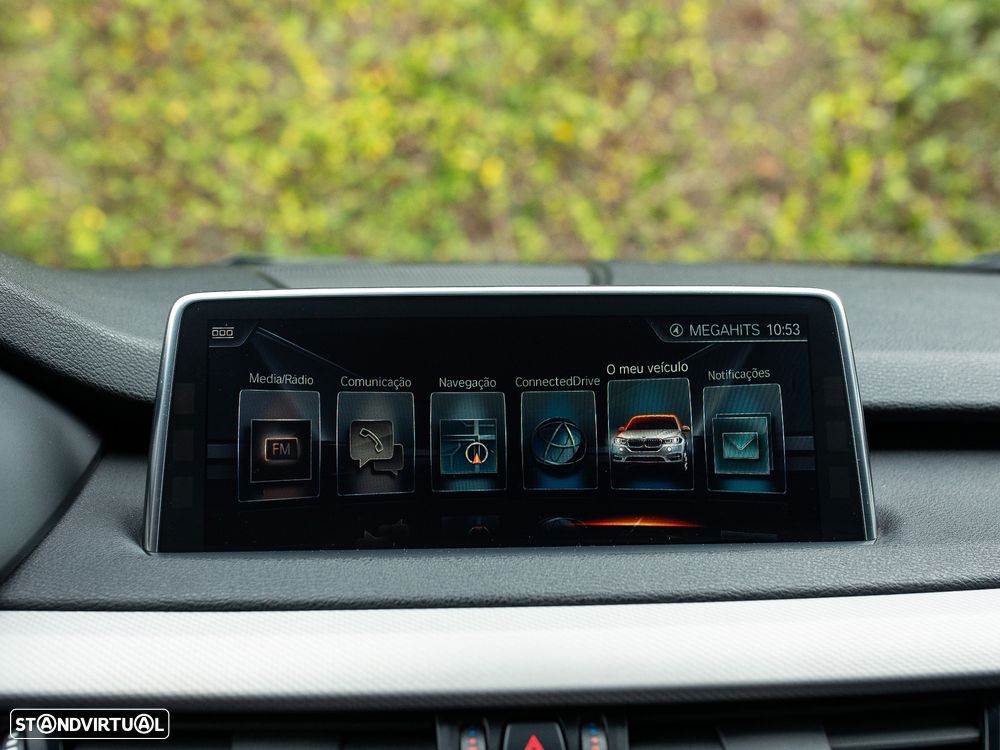 BMW X5 25 d sDrive Pack M - 52