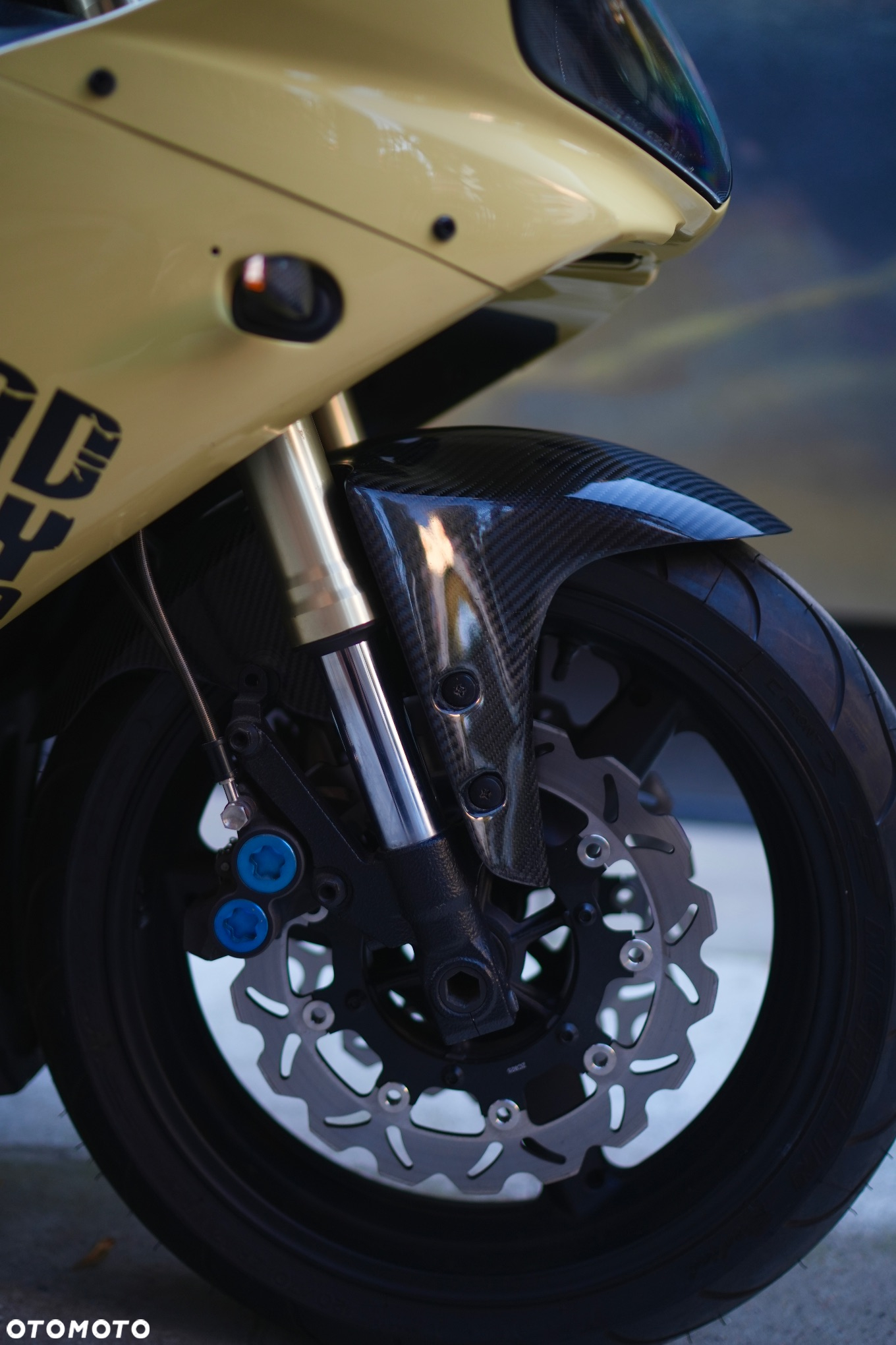 Yamaha YZF - 11