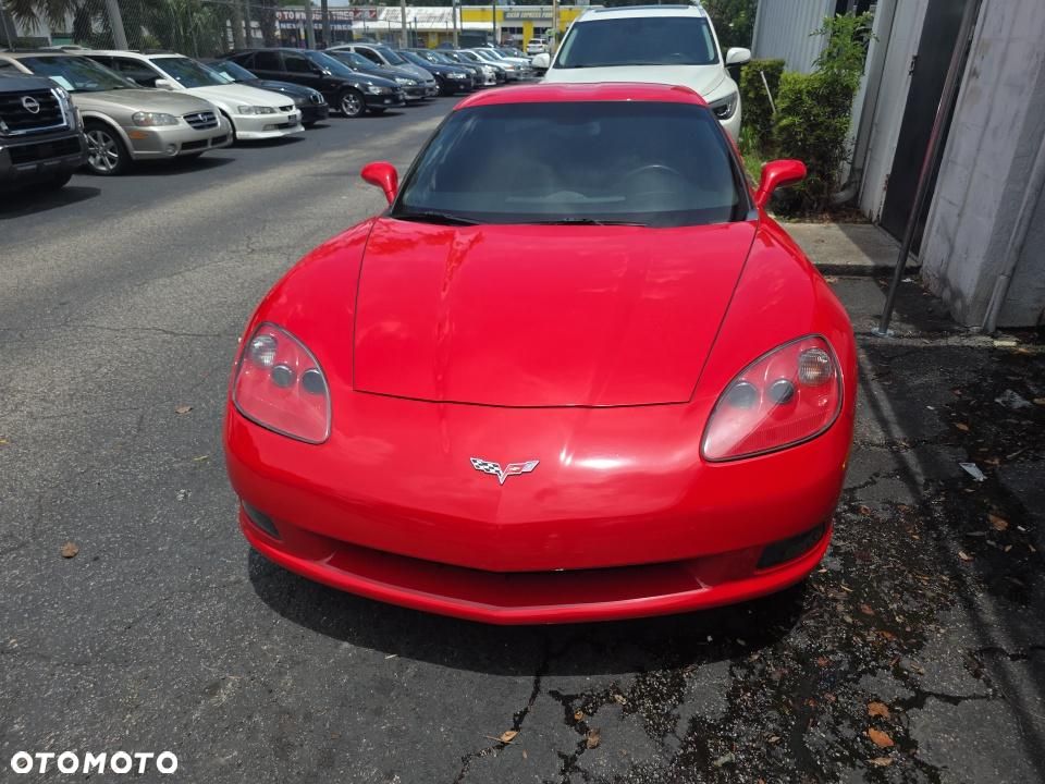 Chevrolet Corvette - 3